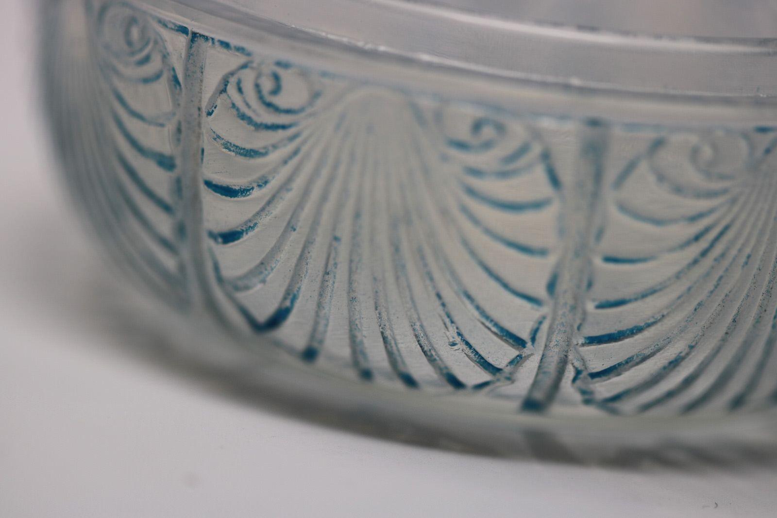 Rene Lalique Opalescent Glass Coquilles Box 2