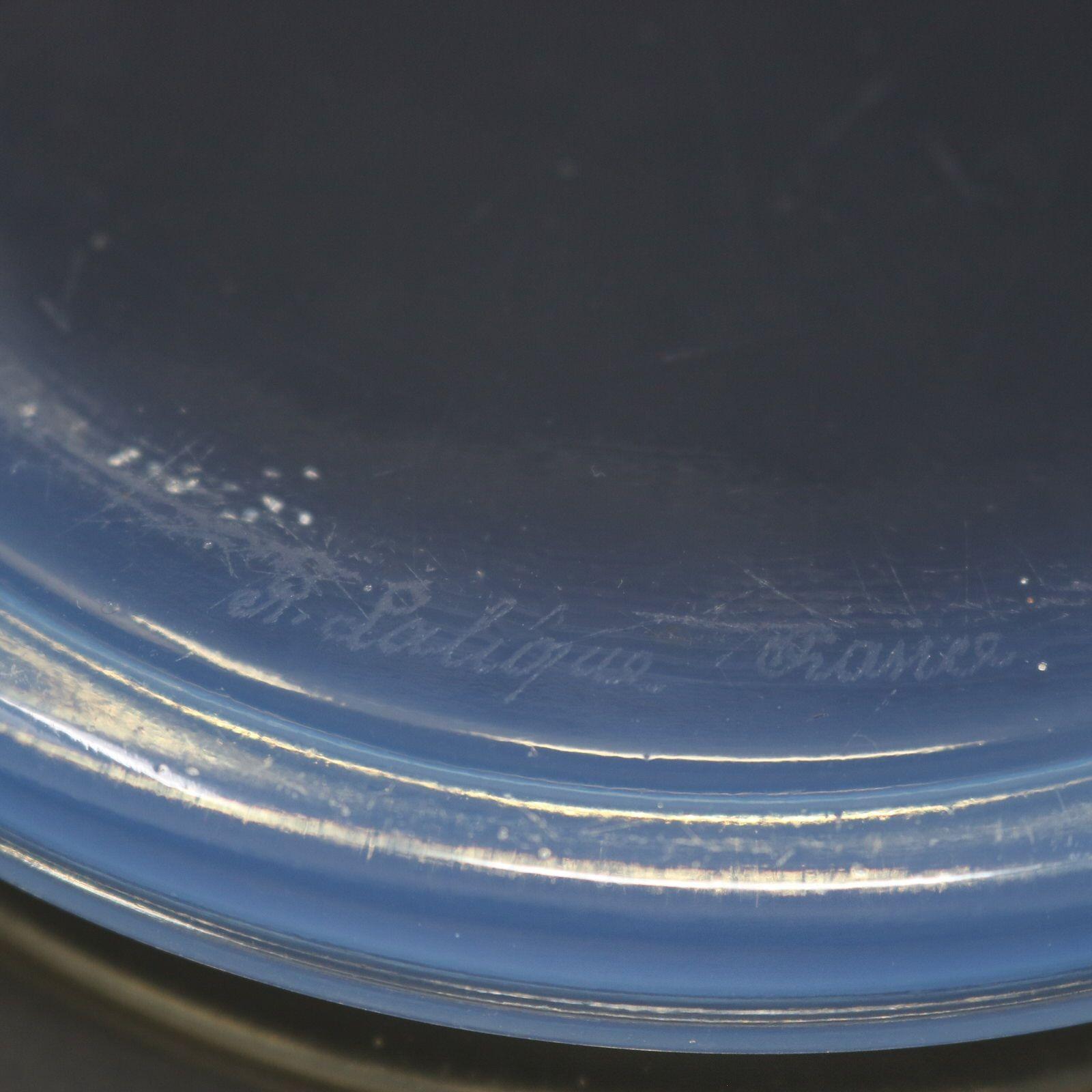 Scatola 'Houppes' in vetro opalescente di Rene Lalique in vendita 4