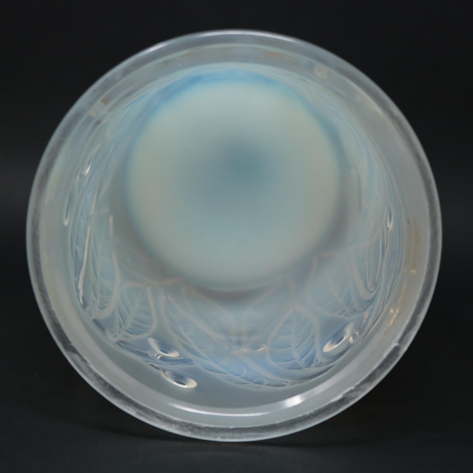 Early 20th Century Rene Lalique Opalescent Glass 'Laurier' Vase