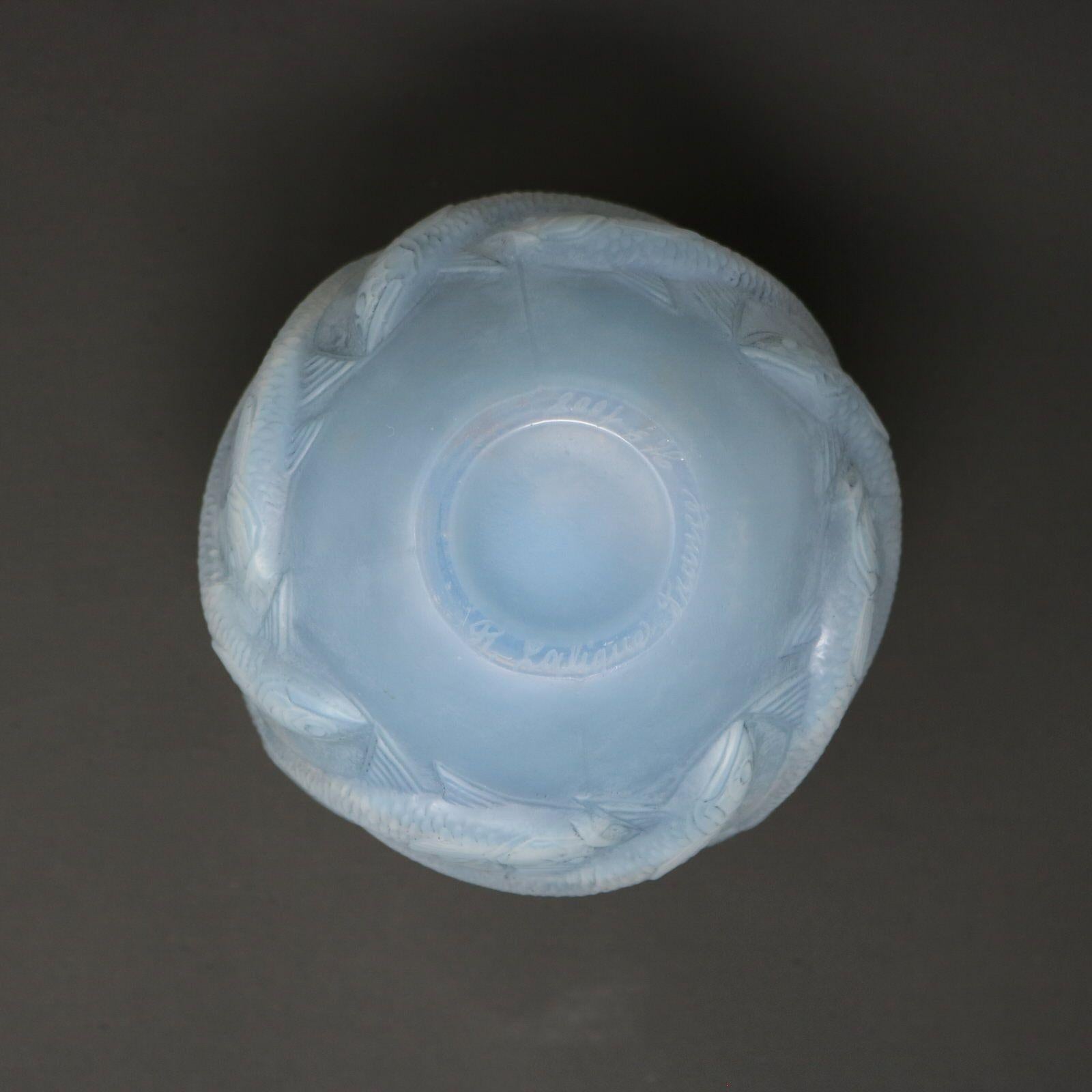 Rene Lalique Vaso Oleron in vetro opalescente in vendita 1