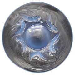 Piatto Ondines in vetro opalescente di Rene Lalique