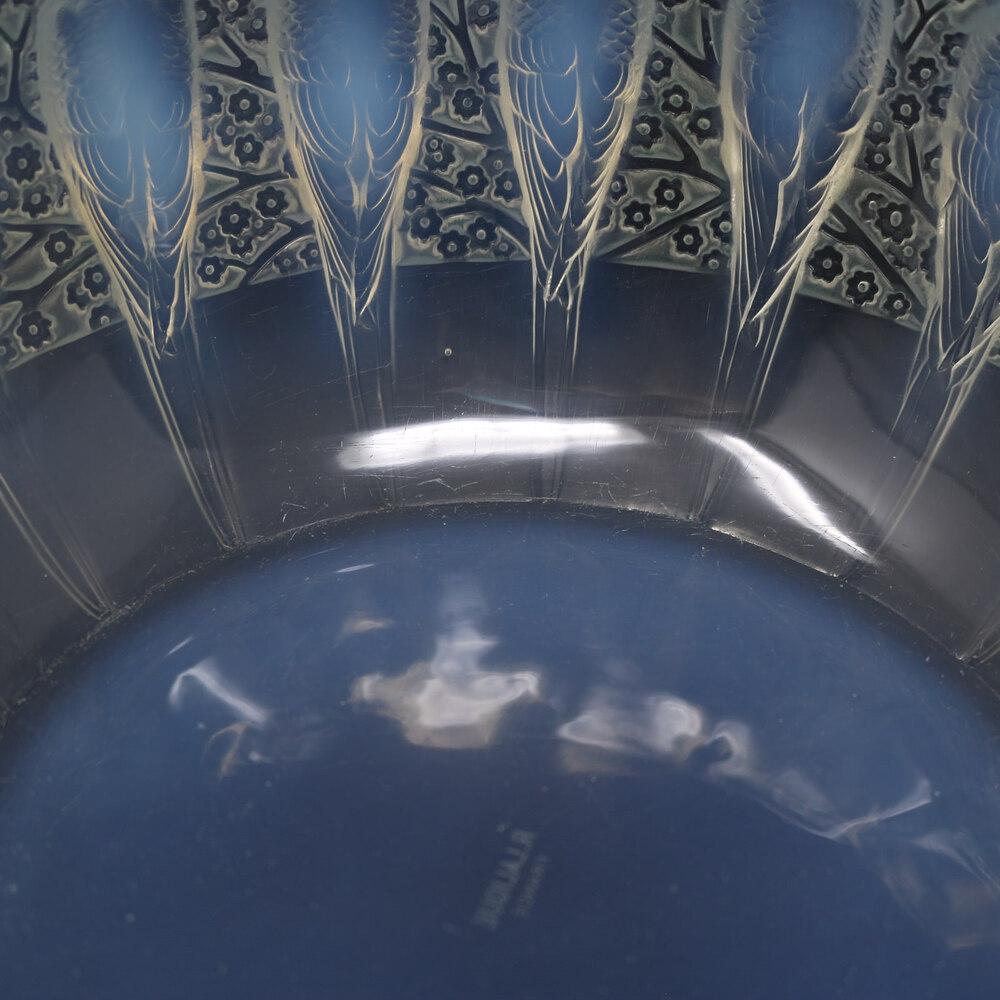 Bol Perruches en verre opalescent Rene Lalique en vente 7