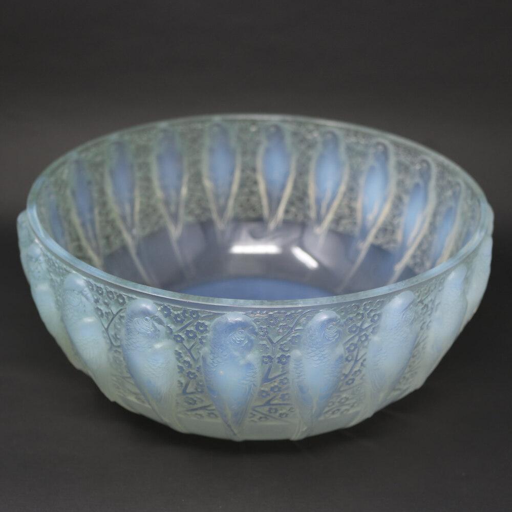 Bol Perruches en verre opalescent Rene Lalique Bon état - En vente à Chelmsford, Essex