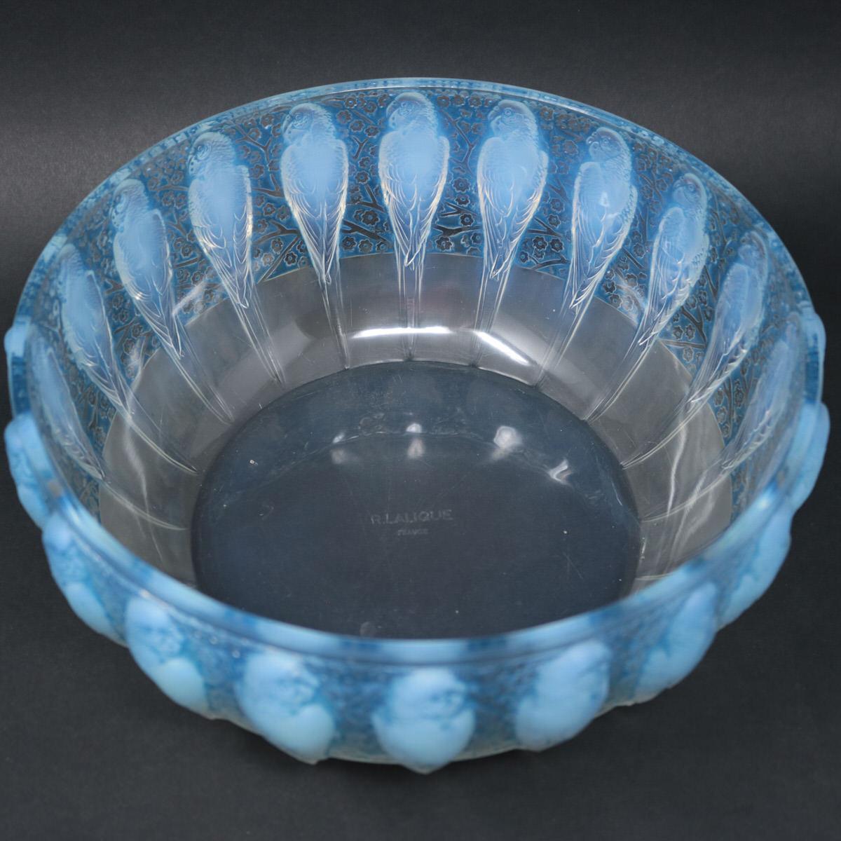 Art Deco Rene Lalique Opalescent Glass 'Perruches' Bowl