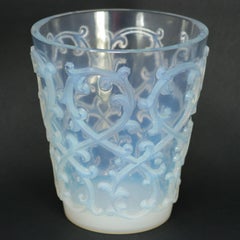 Glasregal „Sarments“ aus opalisierendem Glas von Lalique