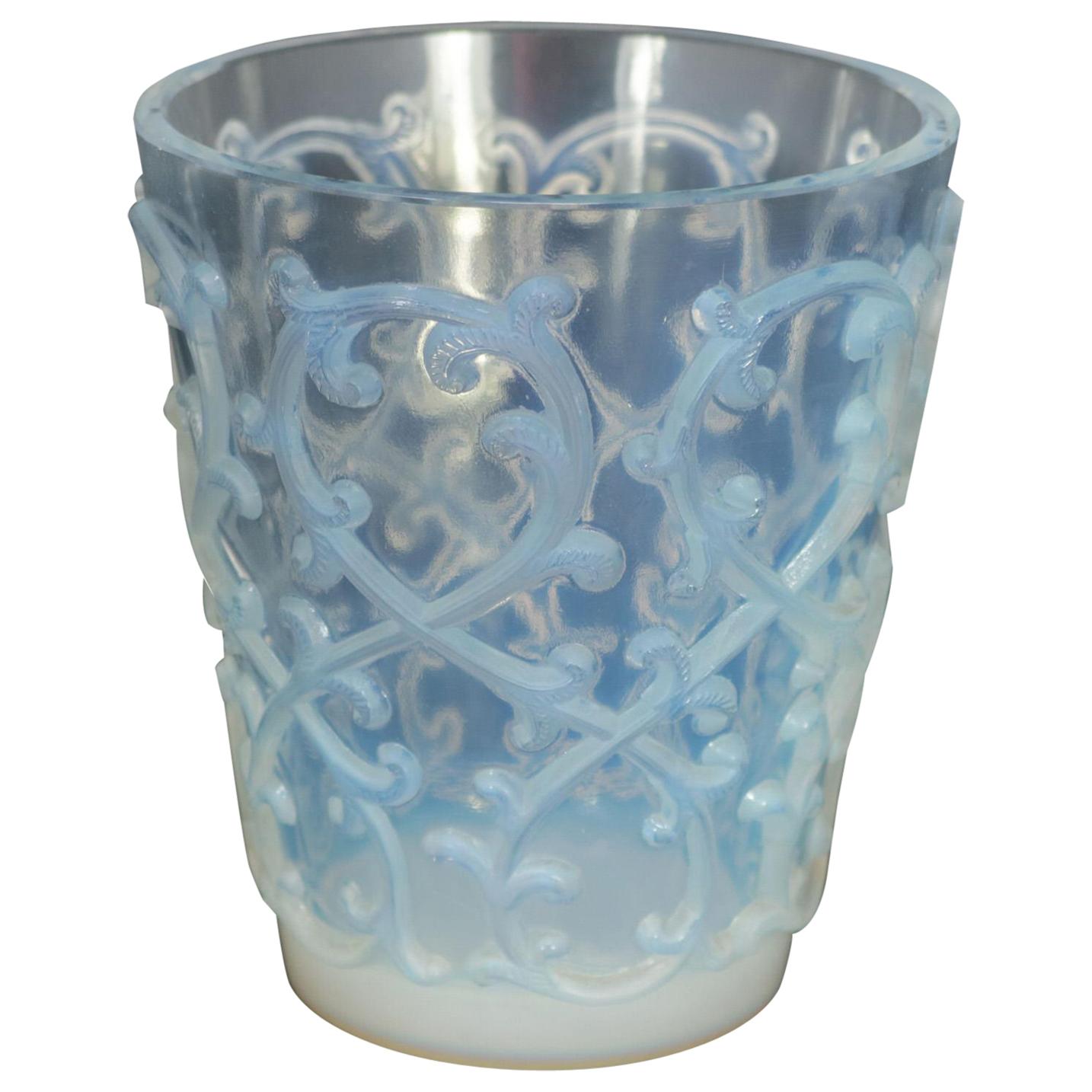 Rene Lalique Opalescent Glass 'Sarments' Glass Rinser For Sale