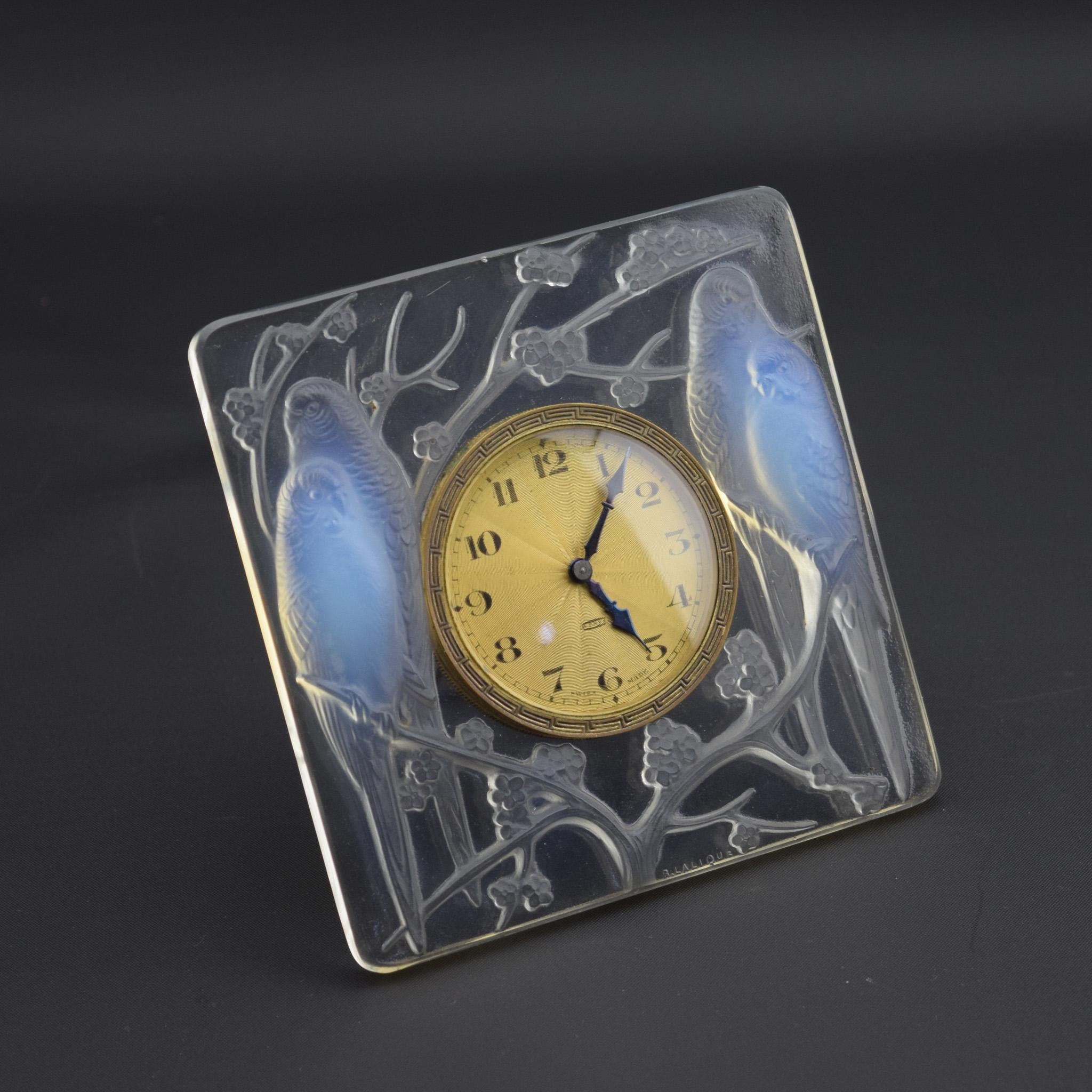 Opalisierende untrennbare Rene lalique-Uhr C1926 im Zustand „Gut“ im Angebot in Devon, GB