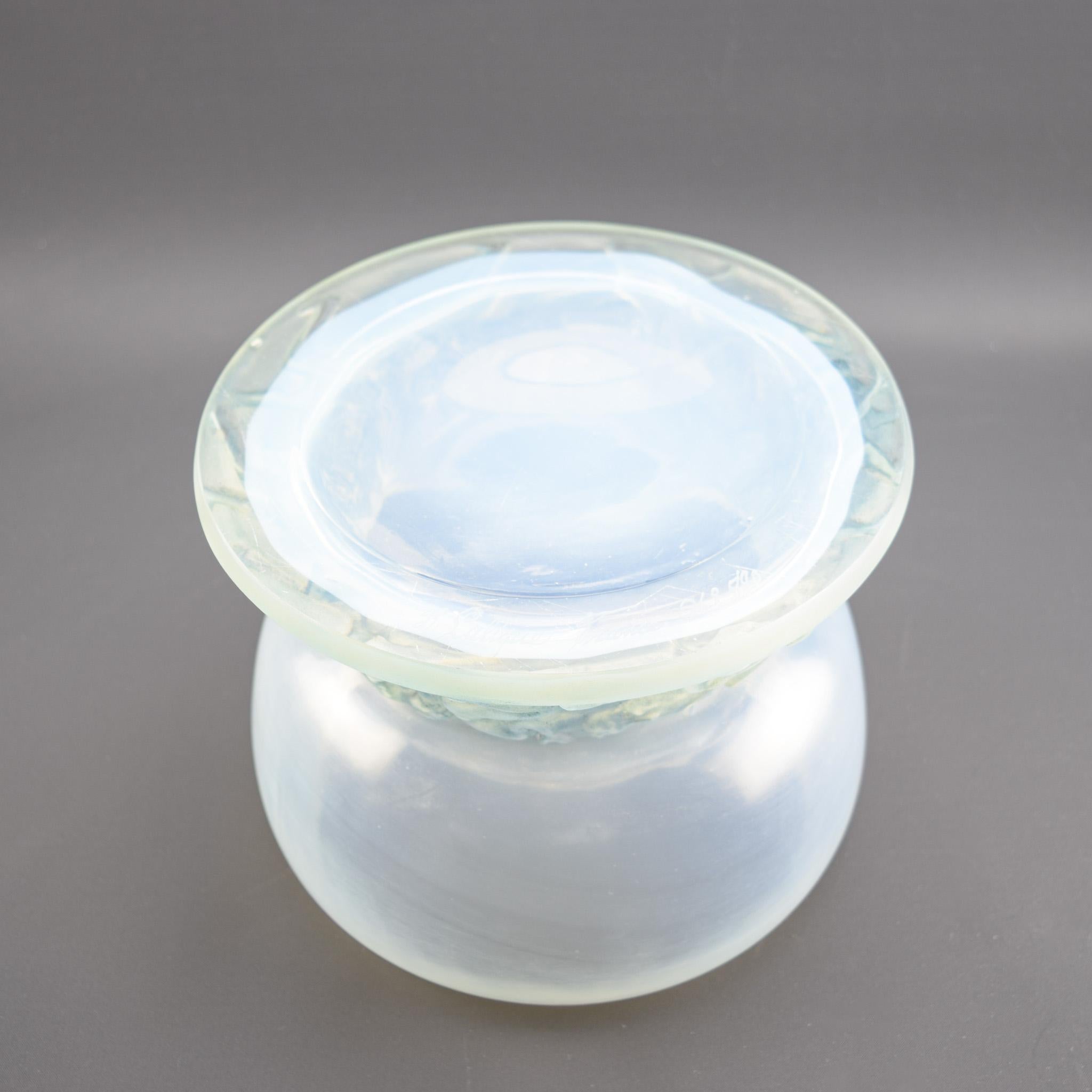 Vaso Lutteurs opalescente Rene Lalique C1914 In condizioni buone in vendita a Devon, GB