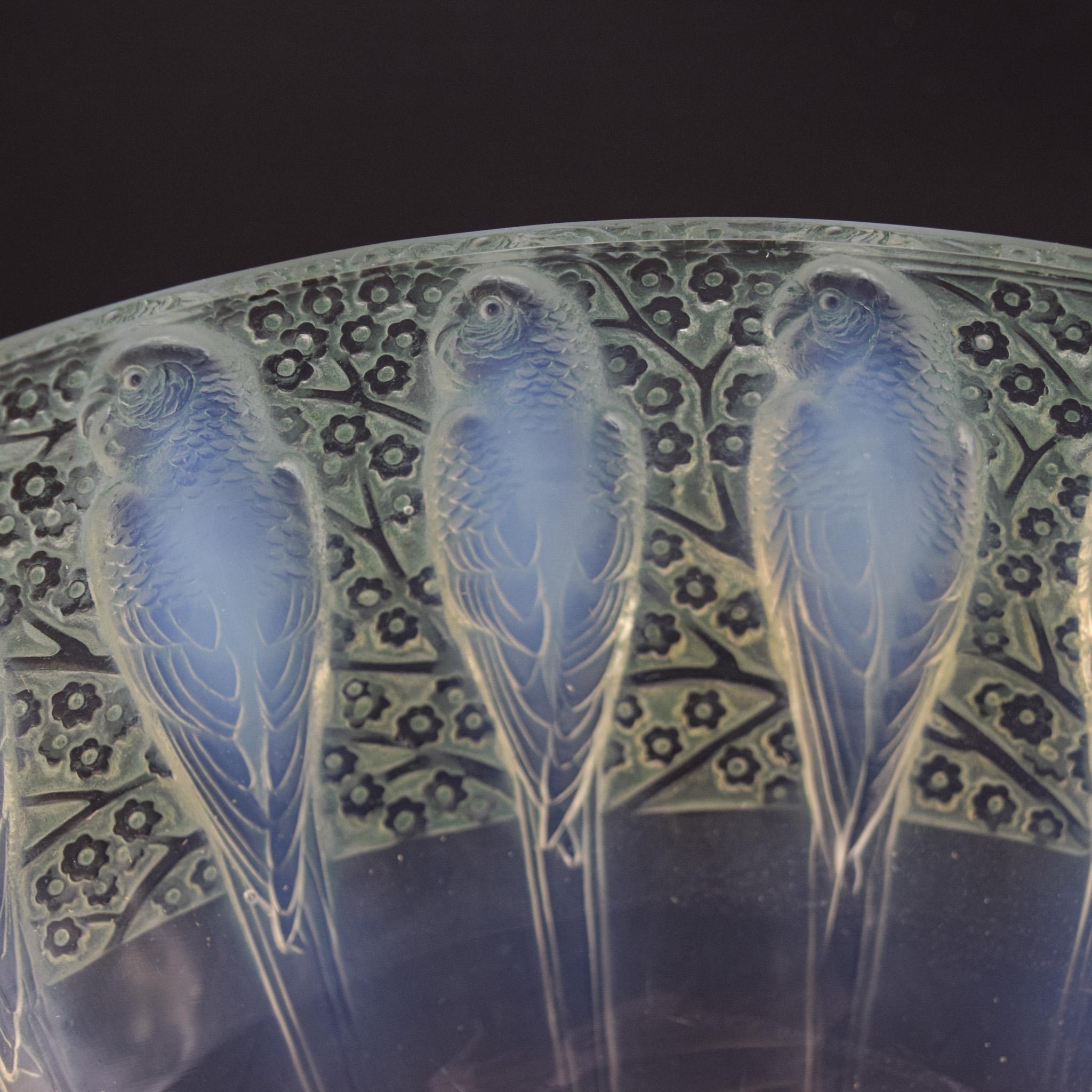 Francese Ciotola Perruches opalescente Rene Lalique C1931