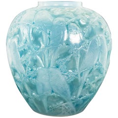 René Lalique Opalescent Vase "Perruches"