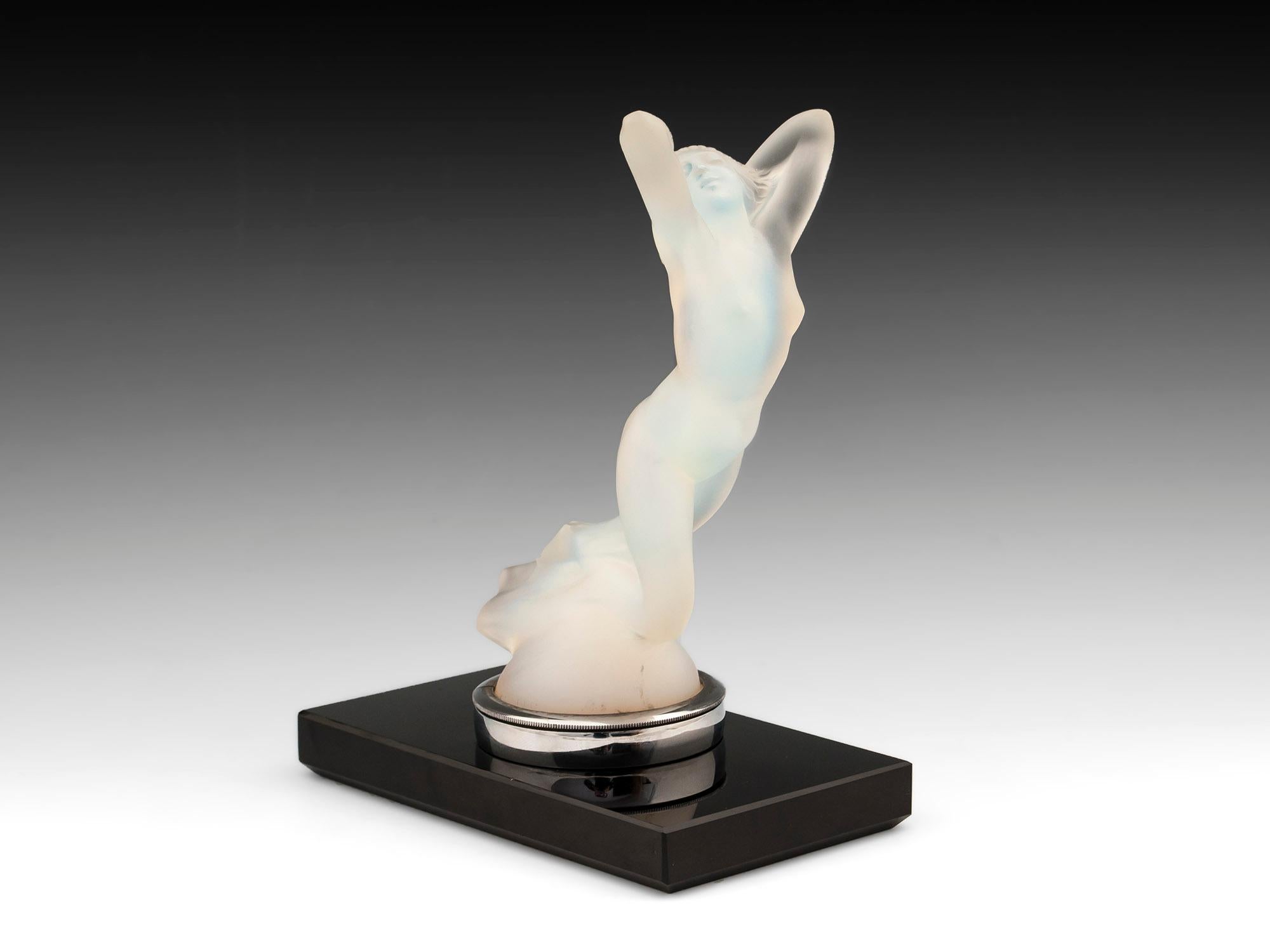 French Rene Lalique Opalescent Vitesse 'Goddess of Speed', 20th Century