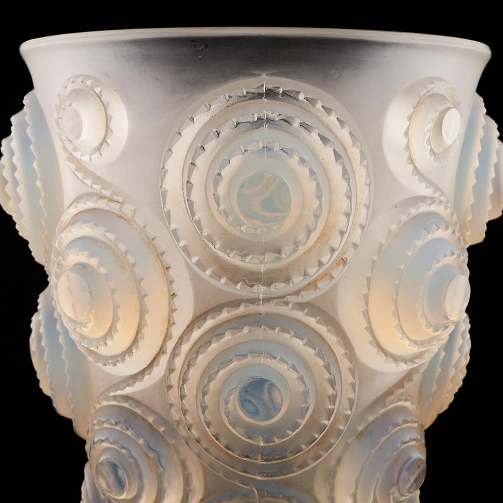 Original Spirales-Vase von Rene Lalique, um 1930 im Angebot 1