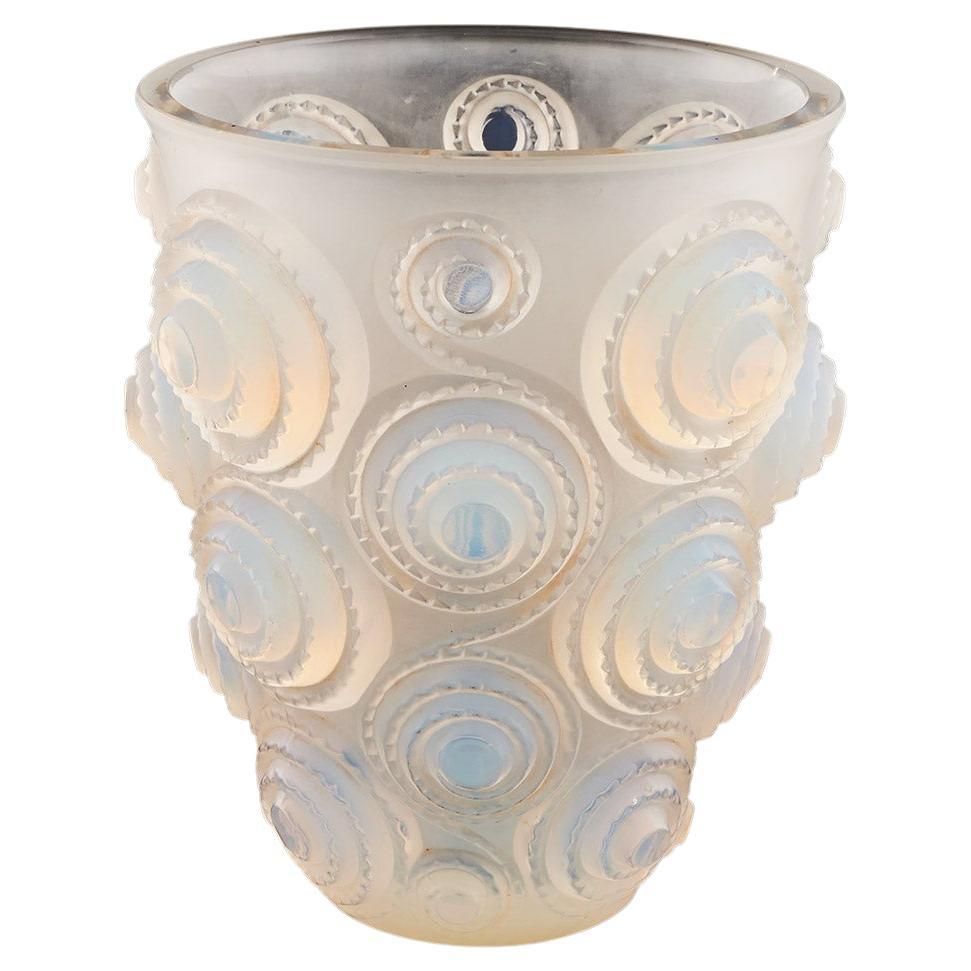 Original Spirales-Vase von Rene Lalique, um 1930 im Angebot