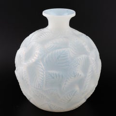 Rene Lalique Ormeaux Vase Designed 1926 – Marcilhac 984