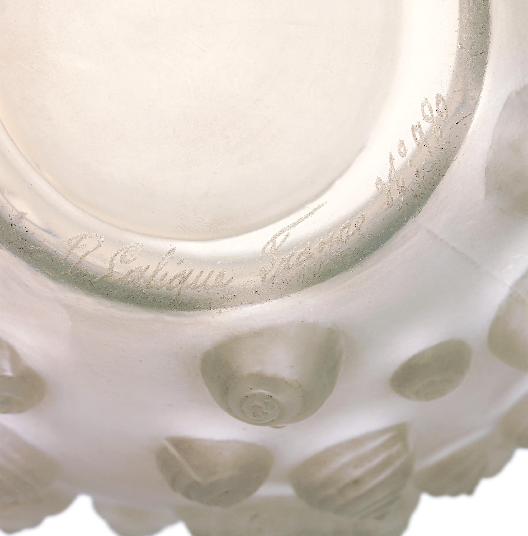 Art Déco Vaso di vetro opalescente René Lalique Palissy in vendita