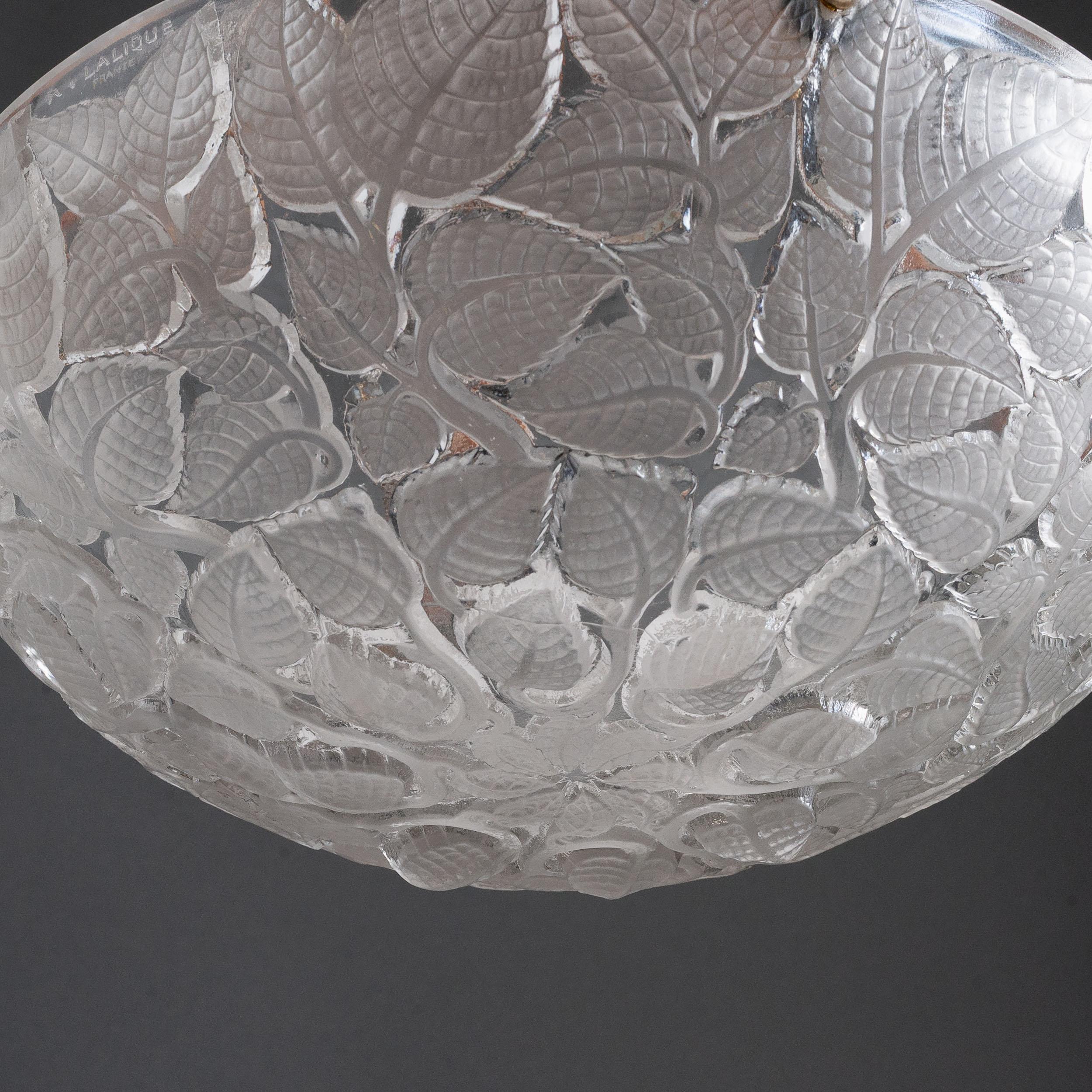 Rene Lalique Plafonnier For Sale 2
