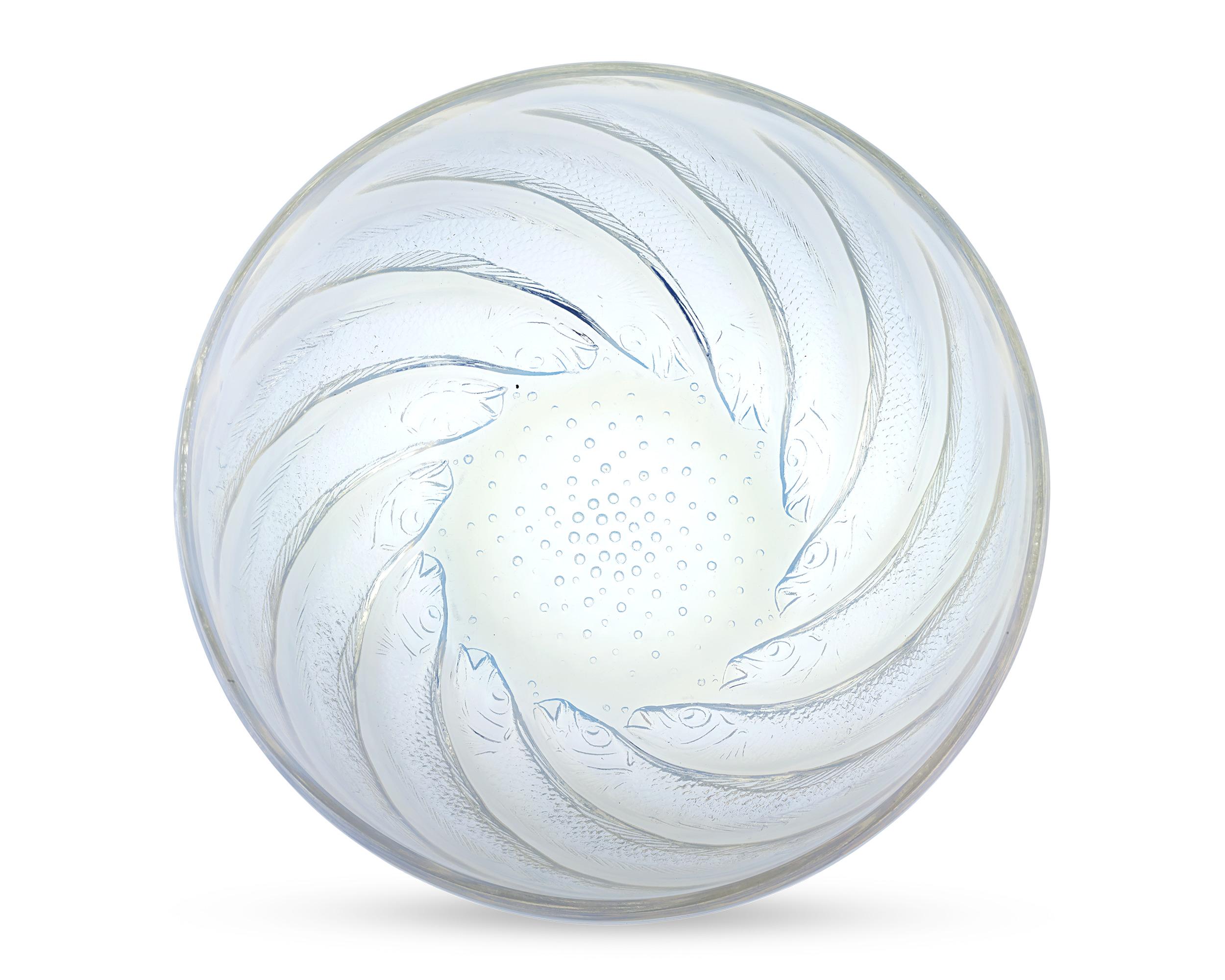 Art Deco René Lalique Poissons Glass Bowl For Sale