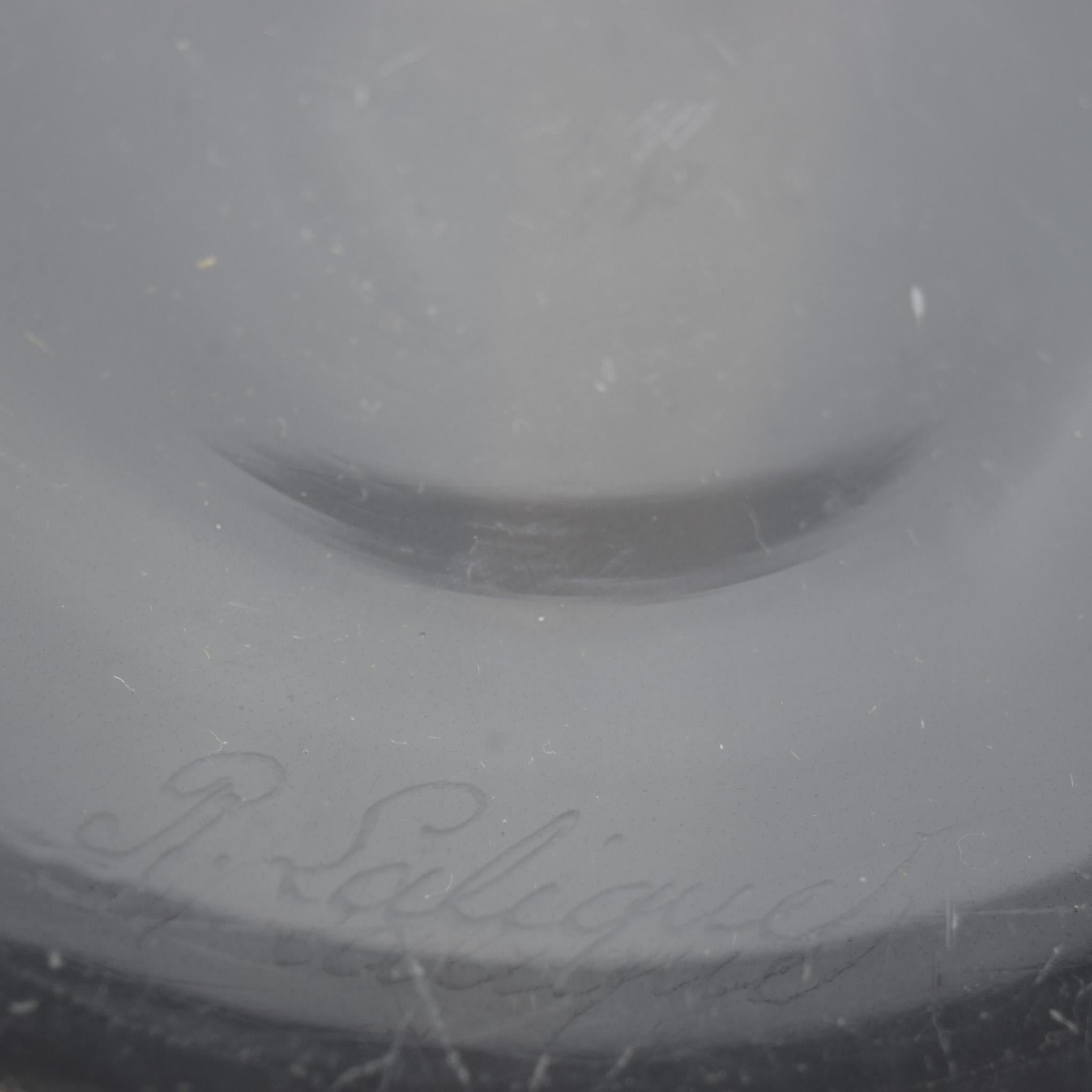 Verre Carafe Prunelles de Rene Lalique en vente