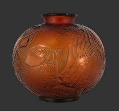 René LALIQUE Rare Art Deco "Poissons" (fishes) Vase, 1921