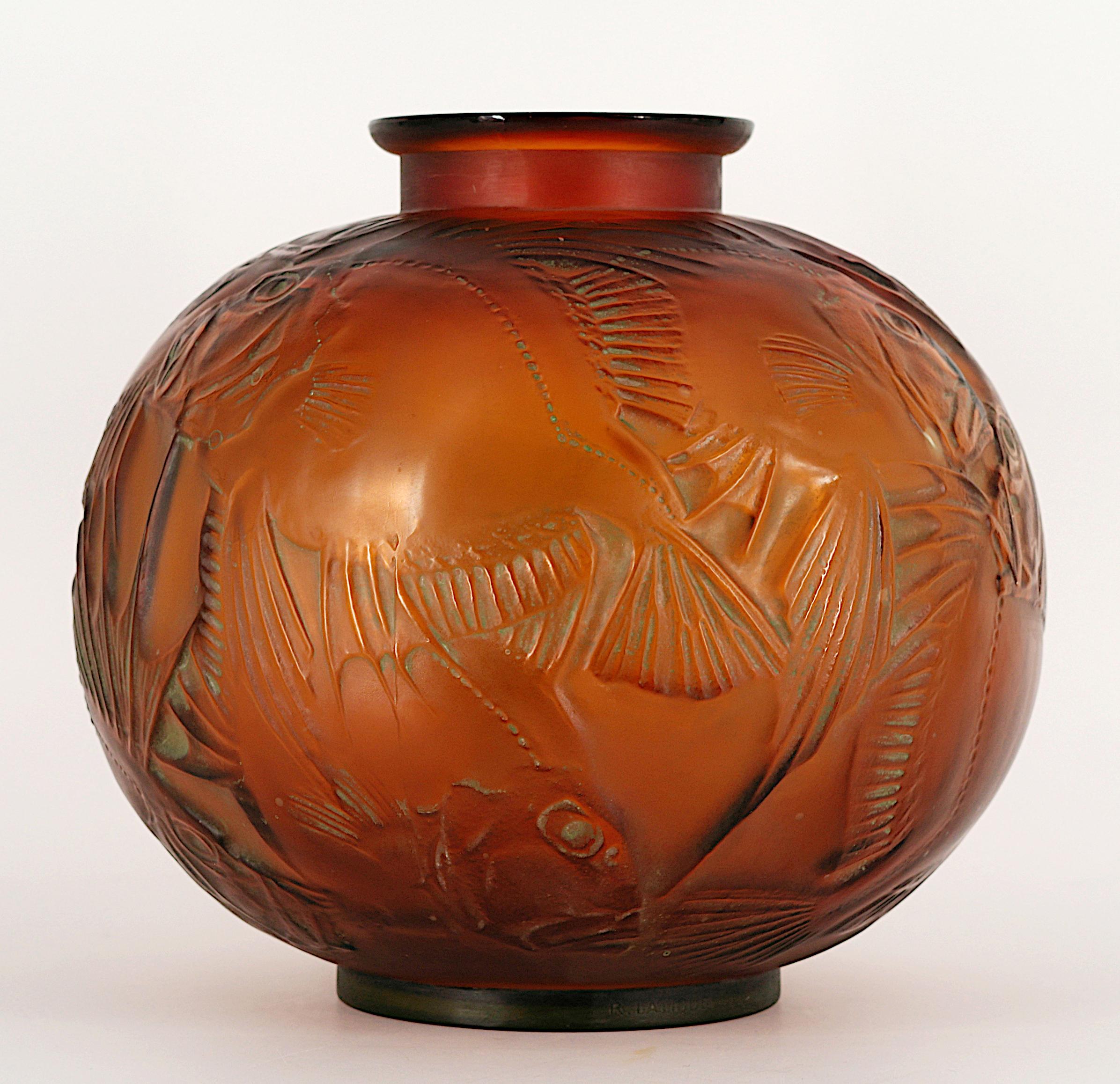 Molded René LALIQUE Rare Art Deco 