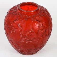 René Lalique : Red Tinted Budgerigar Vase