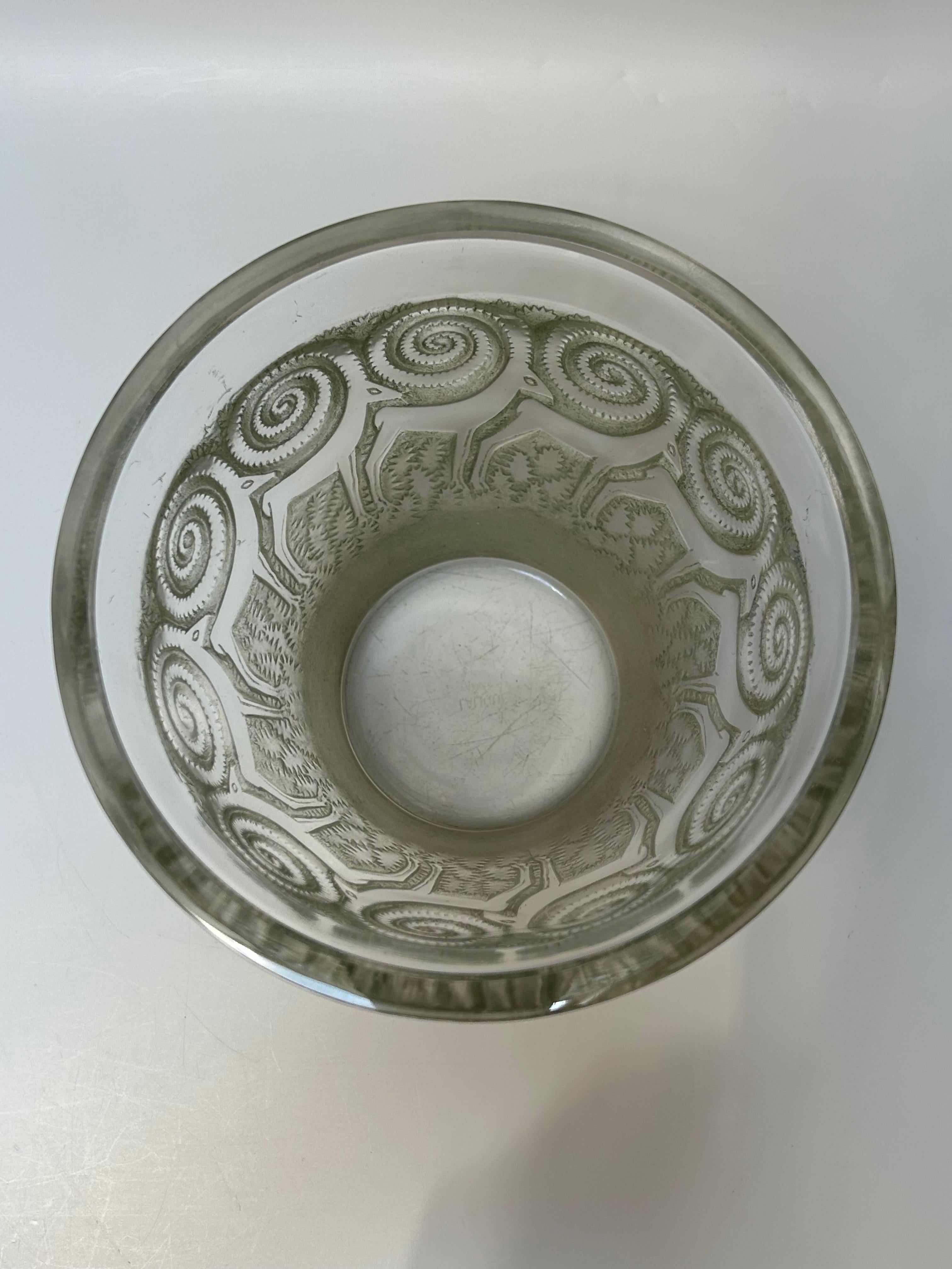 Vaso René Lalique Rennes Art Déco In condizioni ottime in vendita a NANTES, FR