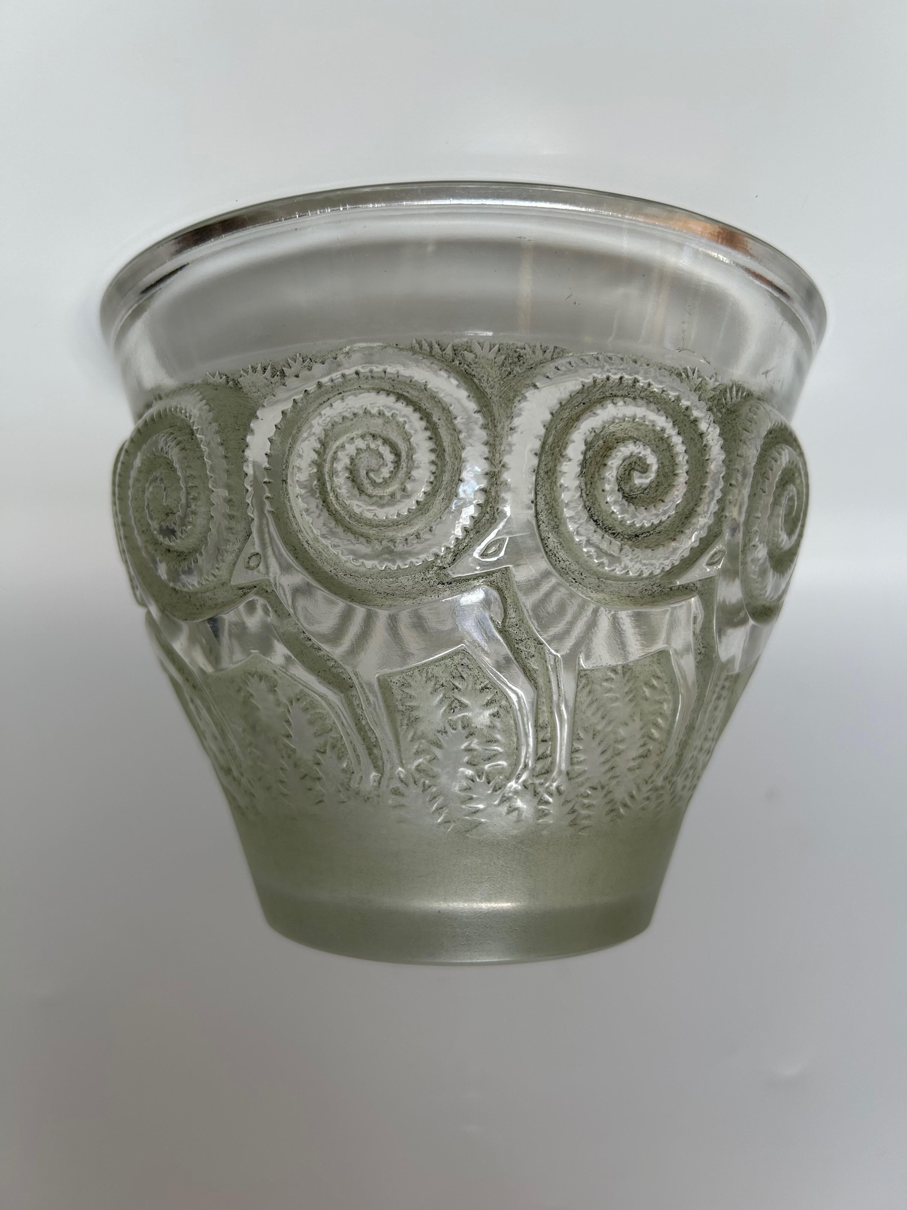Vaso René Lalique Rennes Art Déco in vendita 1