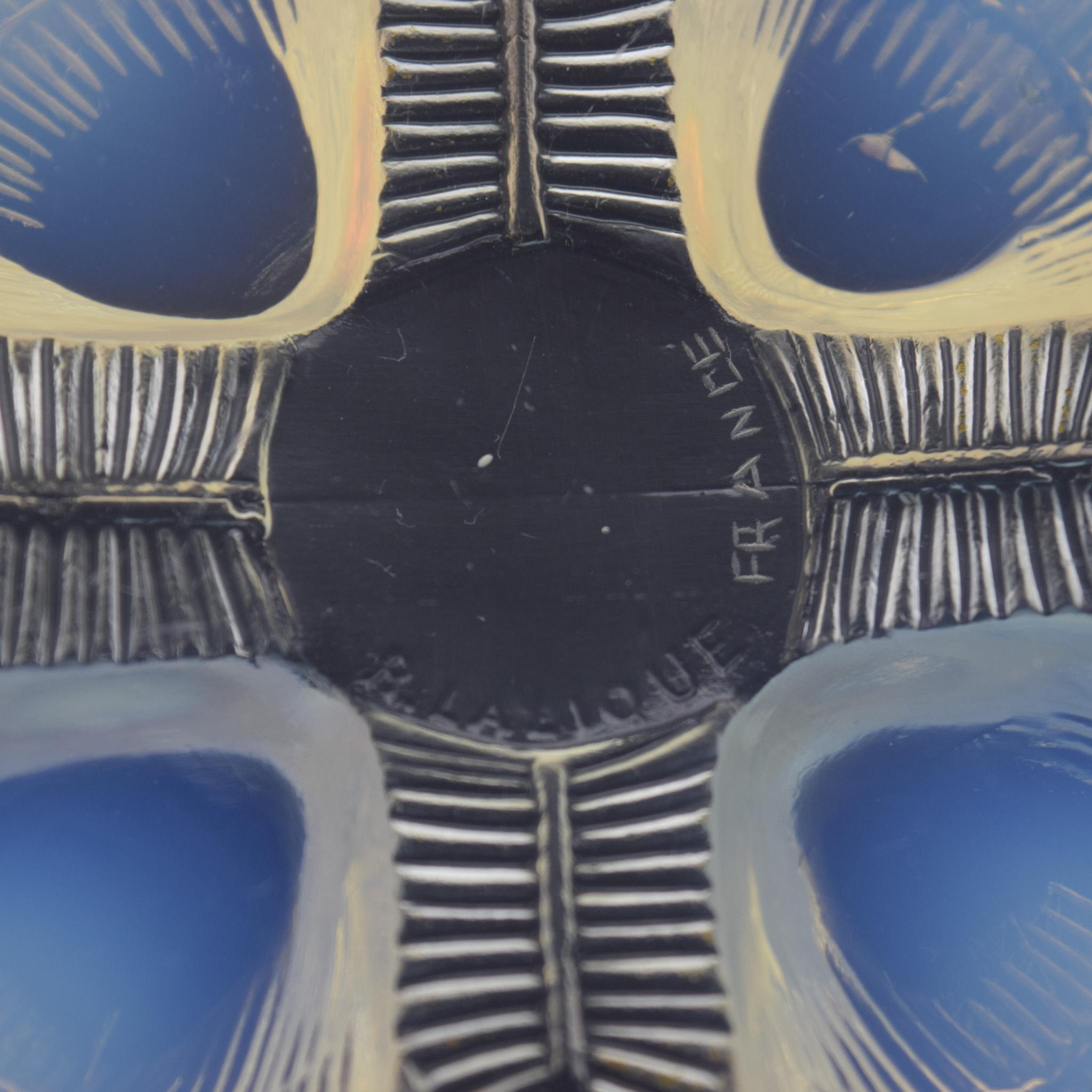 Rene Lalique: 6er-Set opalisierende Eichhörnchen Nr. 3 Tafeln, um 1924 im Zustand „Gut“ im Angebot in Devon, GB