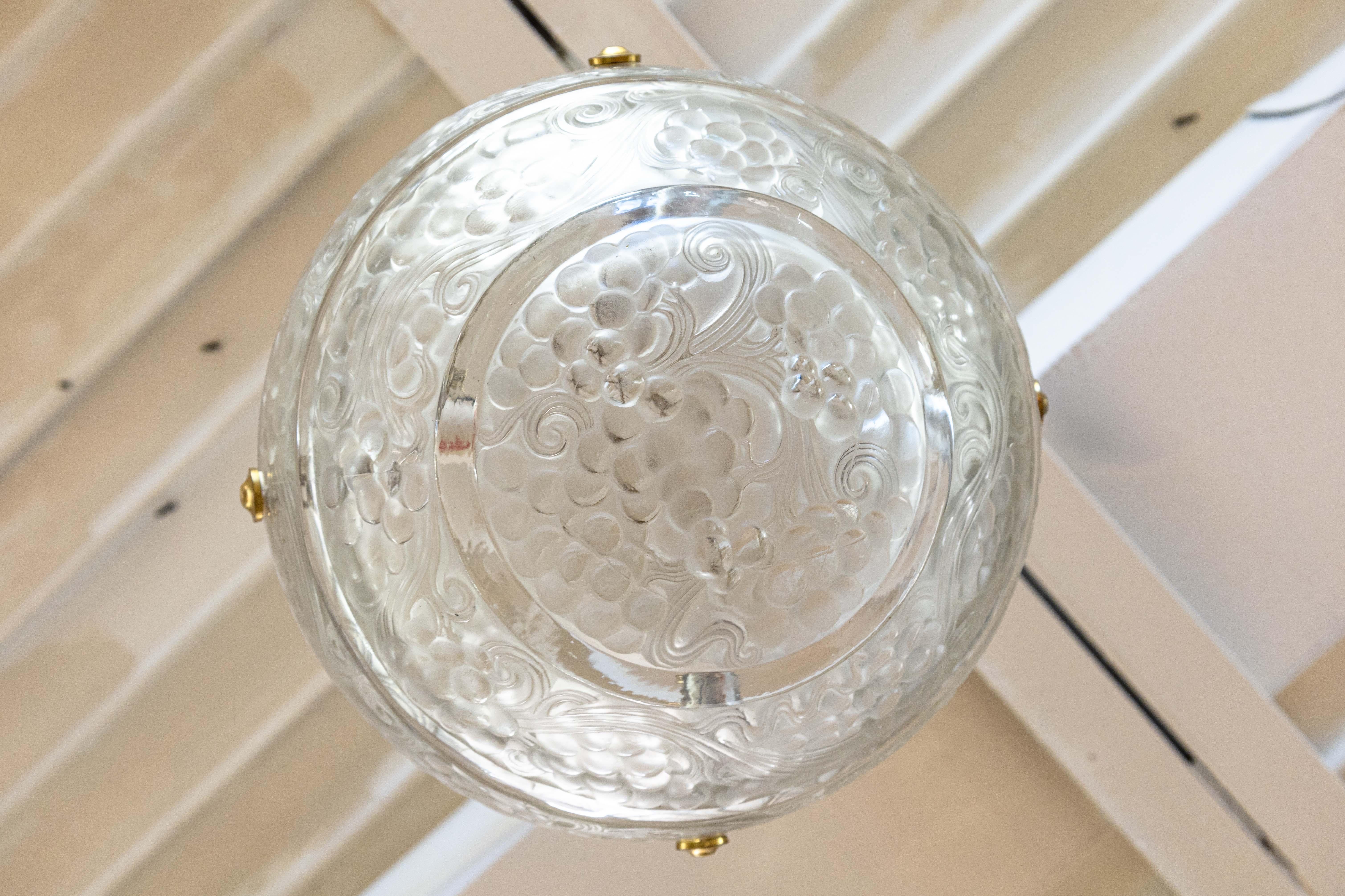 Metal René Lalique Signed Art Deco St Vincent Frosted Crystal Pendant Light Fixture For Sale