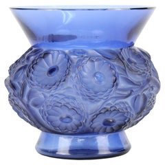 René Lalique "Soucis" Rare Deep Blue Vase Design 1930.