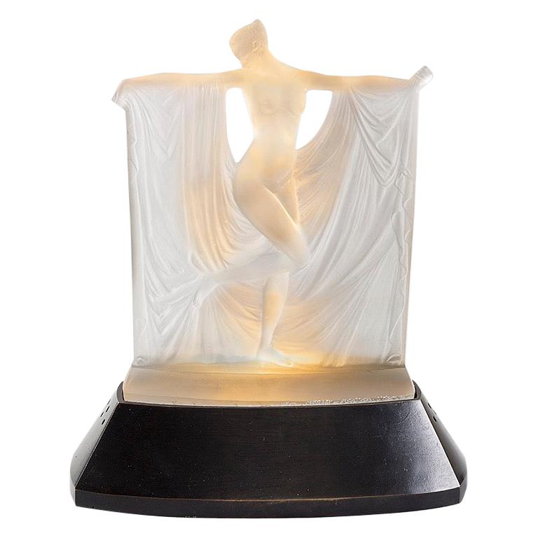 René Lalique "Suzanne Au Bain" Illuminated Glass Sculpture