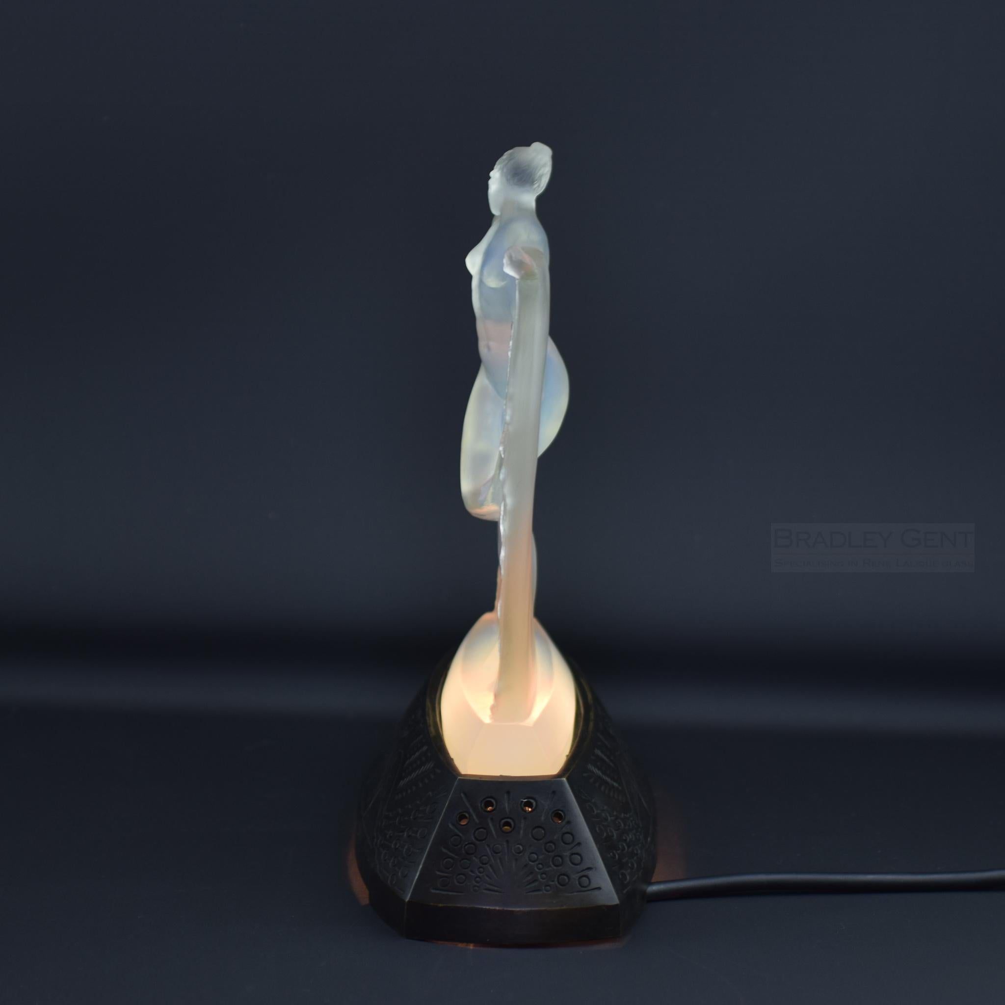 French Rene Lalique Suzanne opalescent glass statuette C1925