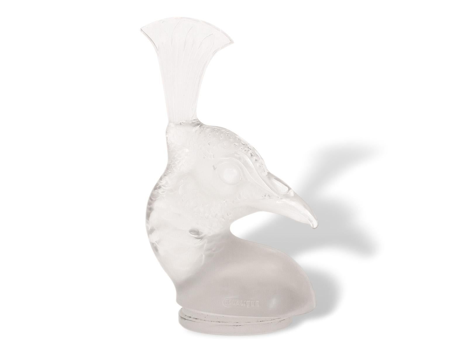 Stampato Mascotte per auto di Rene Lalique Tête De Paon (testa di pavone) in vendita
