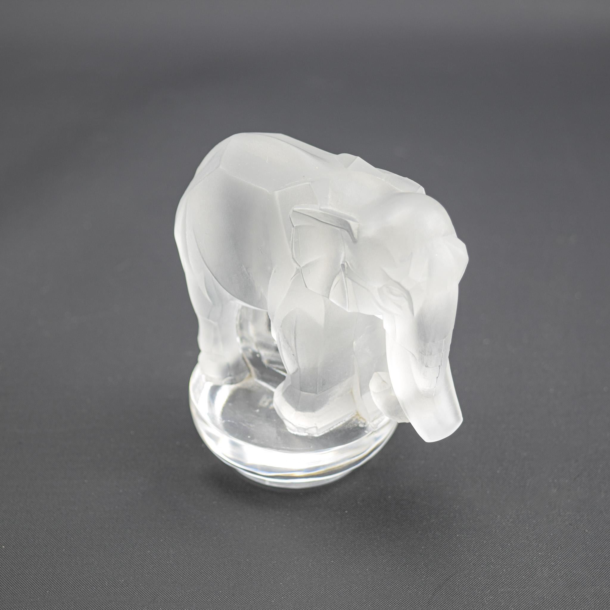 René Lalique Pisapapeles elefante Toby C1931 mediados del siglo XX en venta