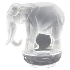 Lalique Toby elefante fermacarte C1931