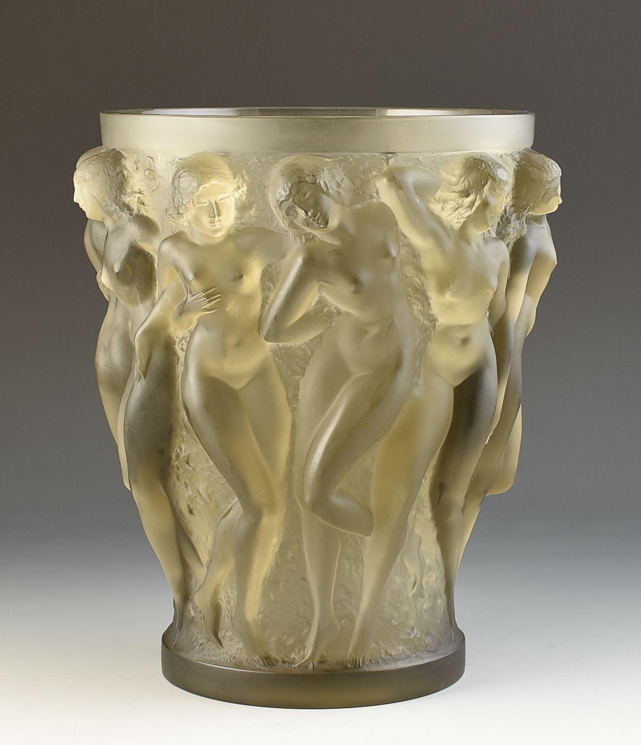 Rene Lalique JARRON TOPAZ BACCHANTES C.1927 Moldeado en venta