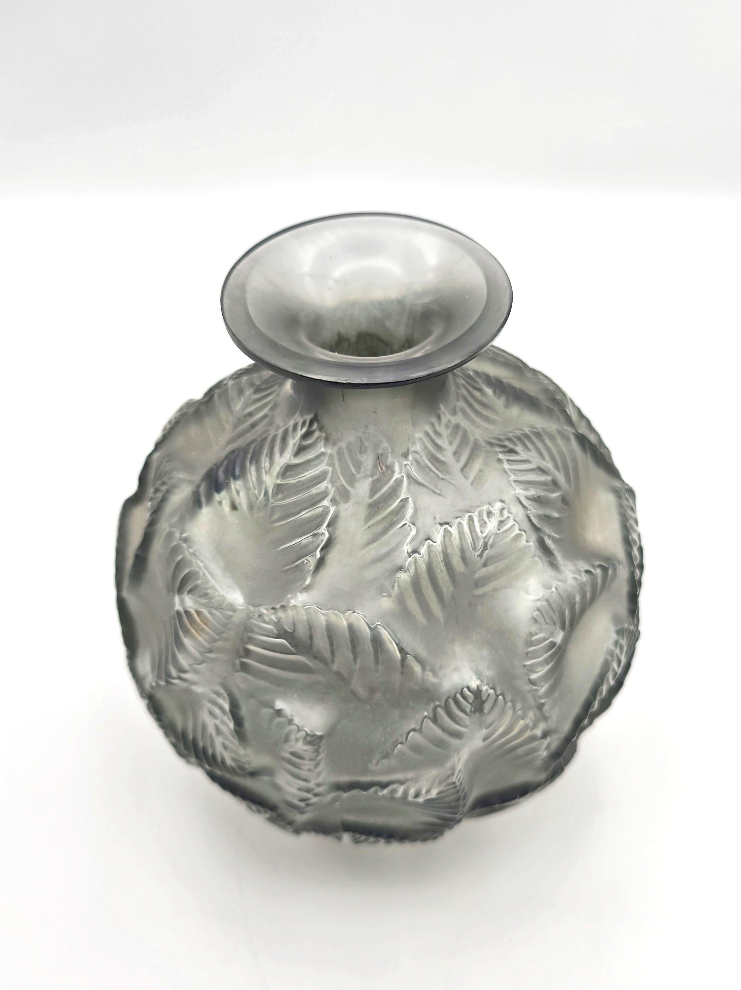 René Lalique grey glass art deco Vase 
