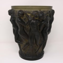 Vase Bacchantes en verre Topaze de Rene Lalique