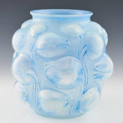 Rene Lalique Tulipes Vase - Marcilhac 995, Designed 1927