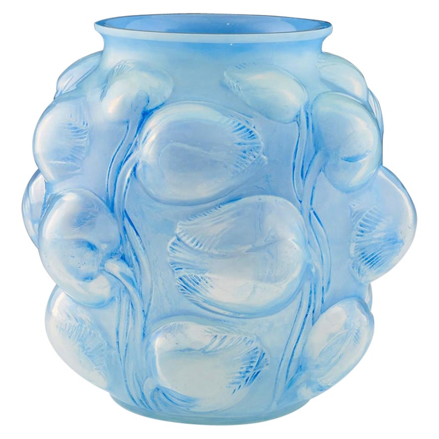 Rene Lalique Tulipes Vase - Marcilhac 995, Designed 1927