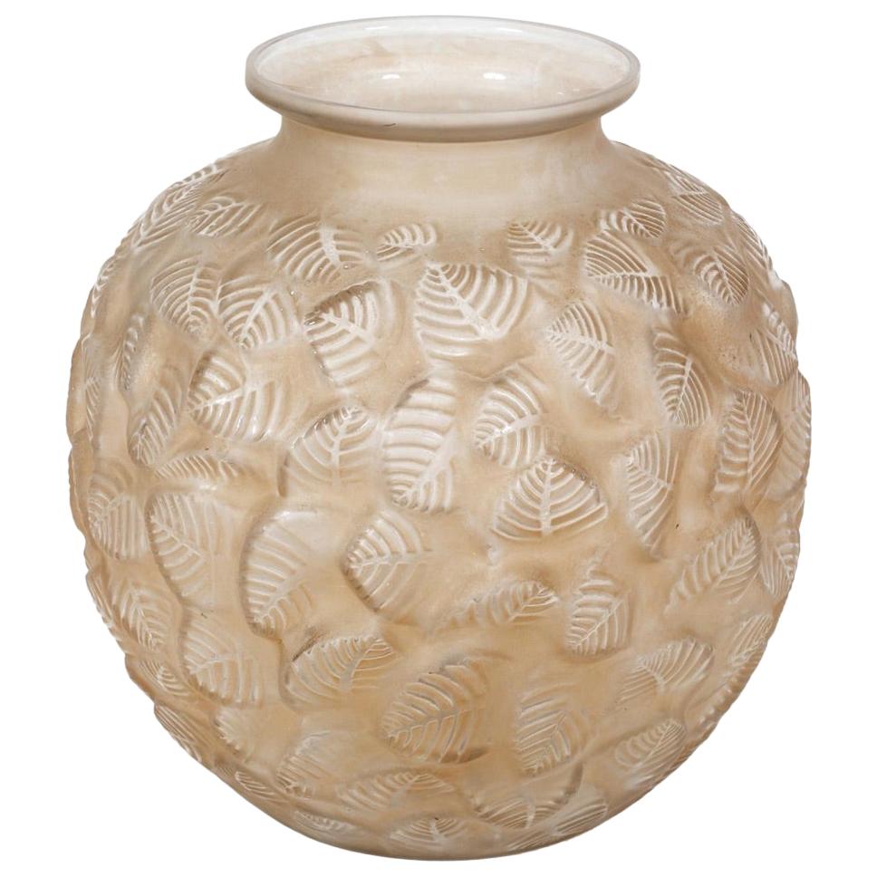 René Lalique Vase "Charmilles" For Sale