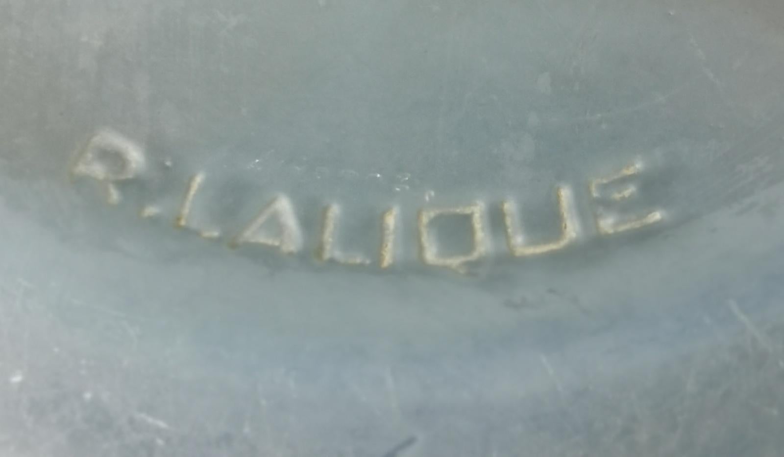 Rene Lalique thistle vase with moulded R.LALIQUE signature on base, 
circa 1932, 
Measures: 20 x 21cm high.