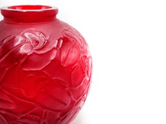 Rene Lalique Vase Gros Scarabees C. 1923