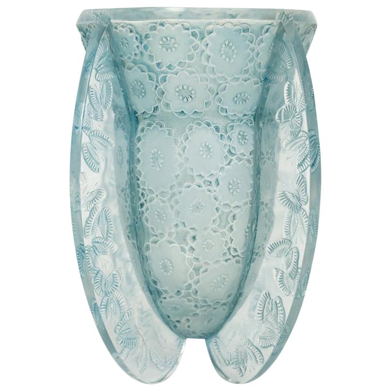René Lalique Vase Papillons For Sale
