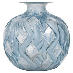 Rene Lalique Vase" Penthievre", 1928