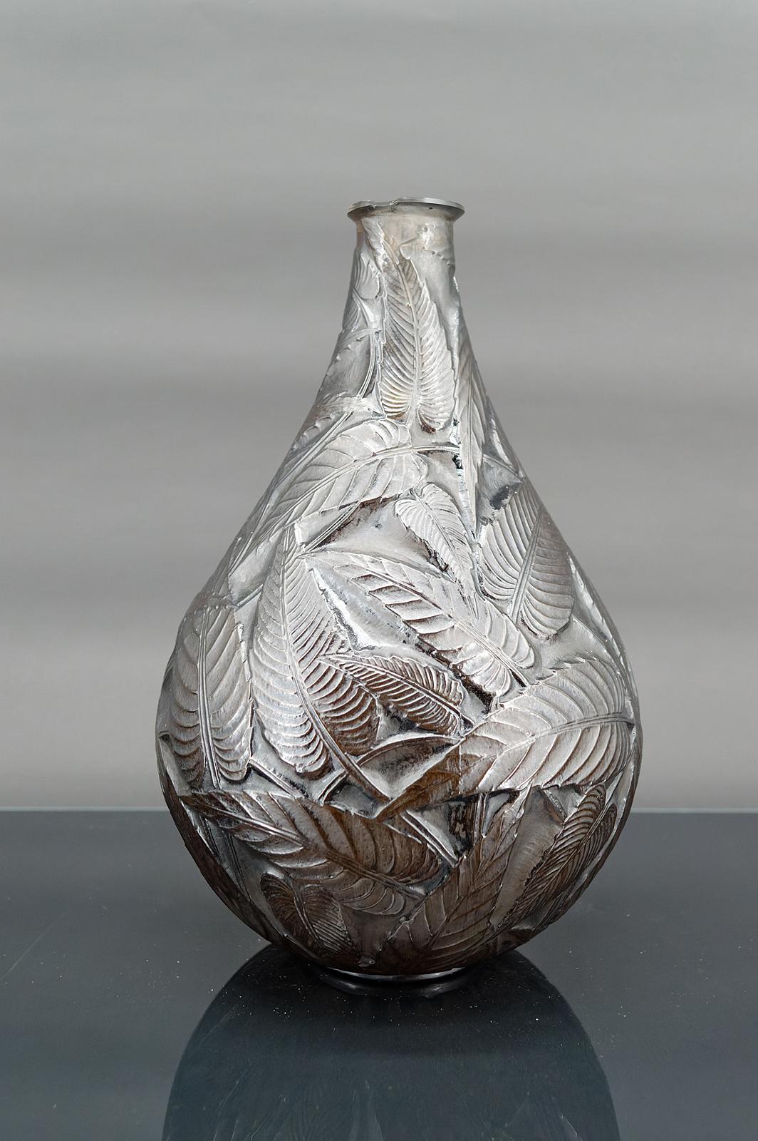 French  René Lalique vase, 