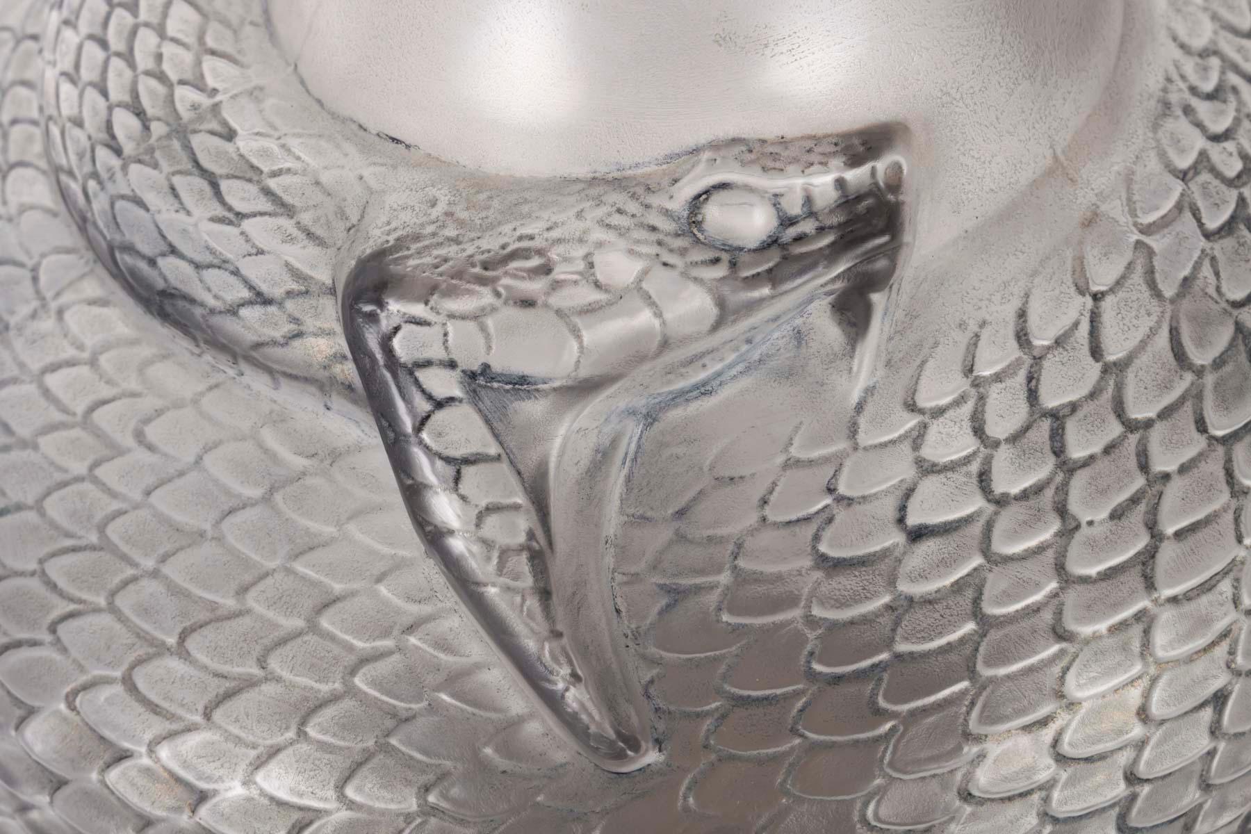 René Lalique Vase Serpent In Good Condition In Saint-Ouen, FR