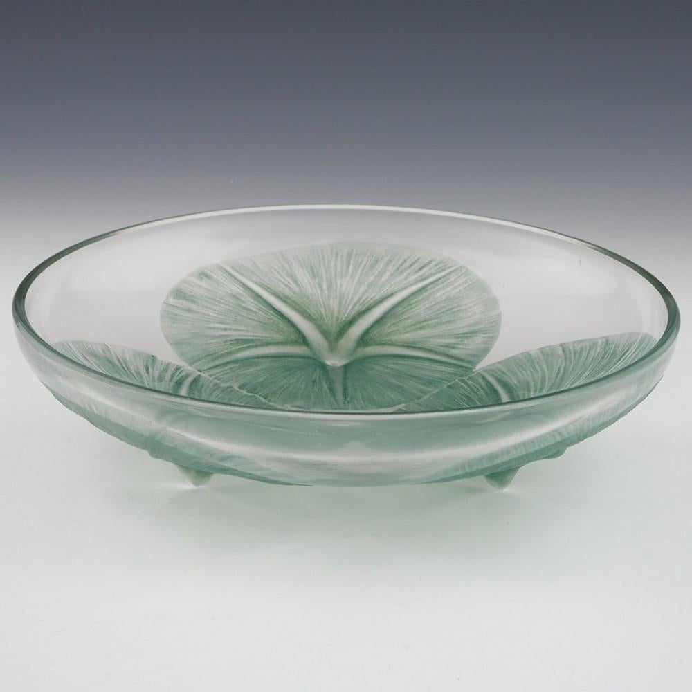 Rene Lalique Volubilis Pattern Coupe Designed 1921 Marcilhac 383 In Good Condition In Forest Row, East Sussex