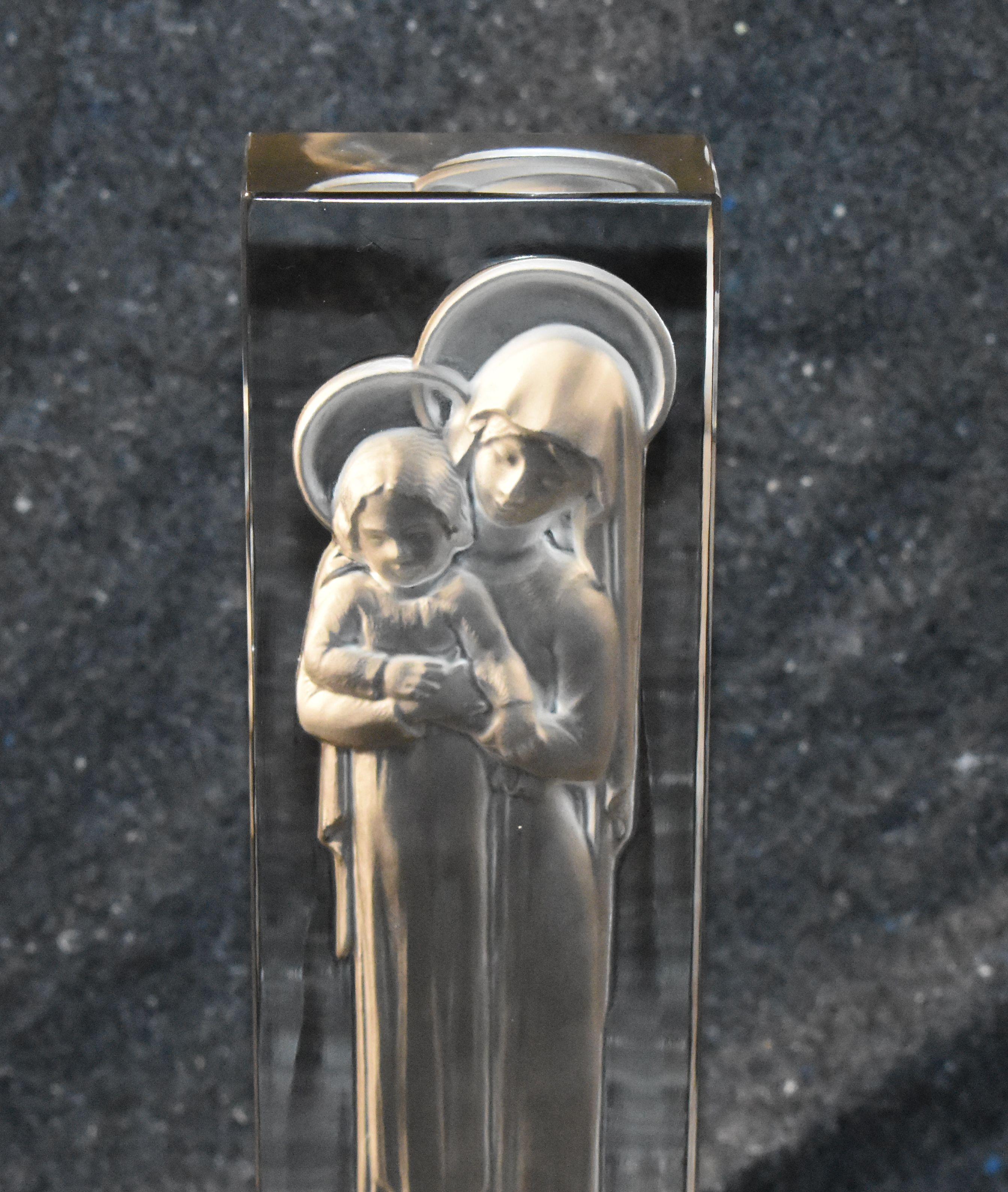 Art Deco René Laliques 'Vierge a L'Enfant' a Clear and Frosted Glass Sculpture circa 1934