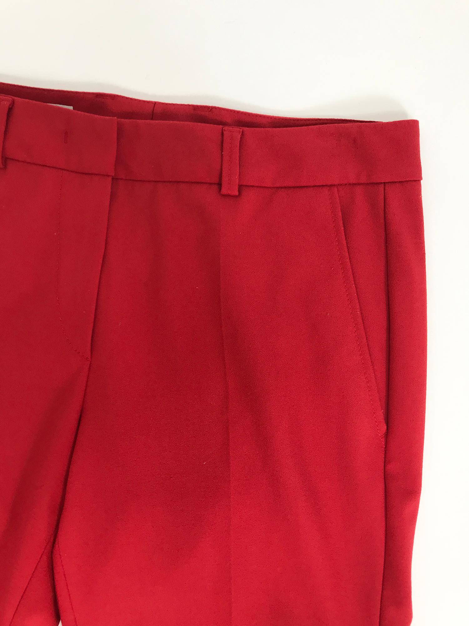 Rene Lezard - Pantalon à poignets effilés en crêpe rouge 36  Bon état - En vente à West Palm Beach, FL